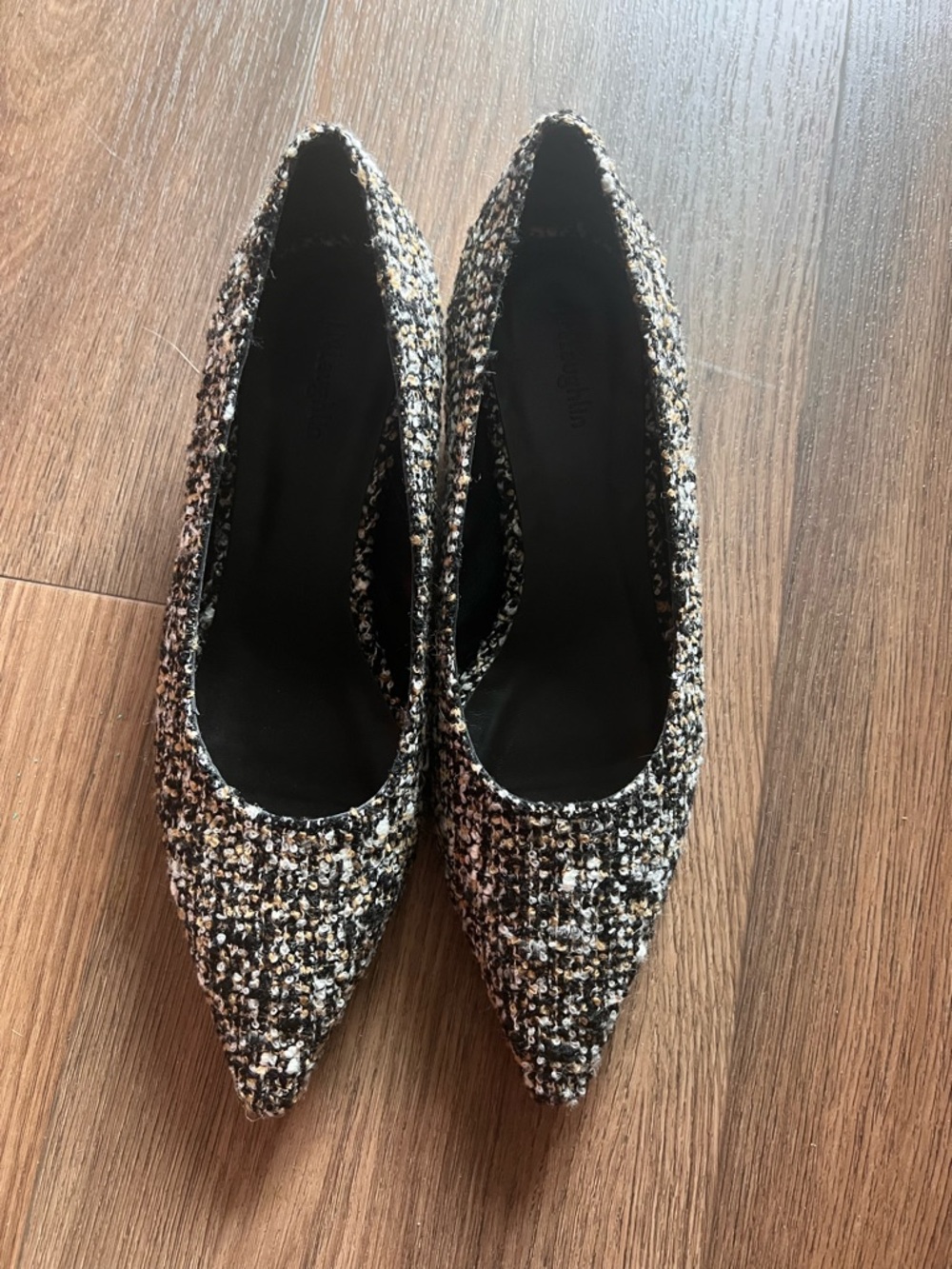 Pointed Tweed Ballet Flats in Black & White,only worn once- Size 8.5